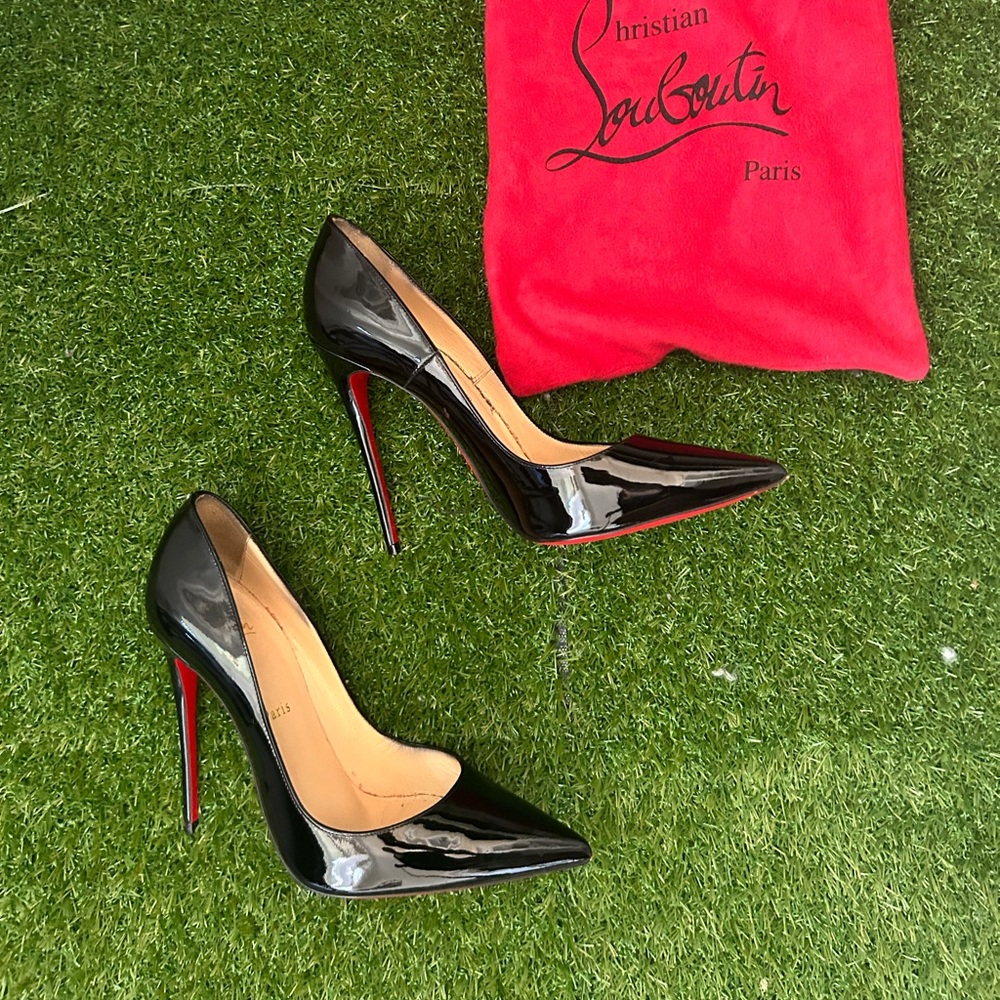 Christian Louboutin So Kate 39